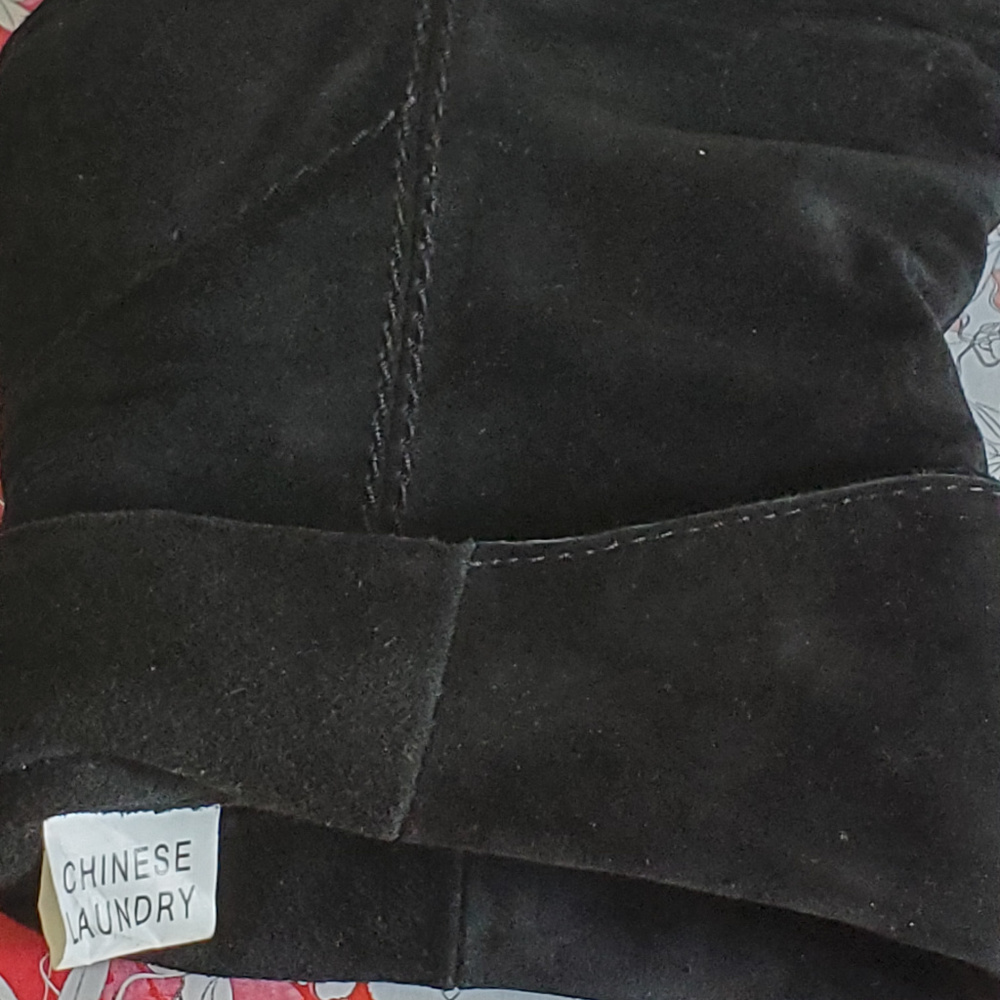 Black Suede Ankle Boot Sz 7-8 - Picture 3 of 4